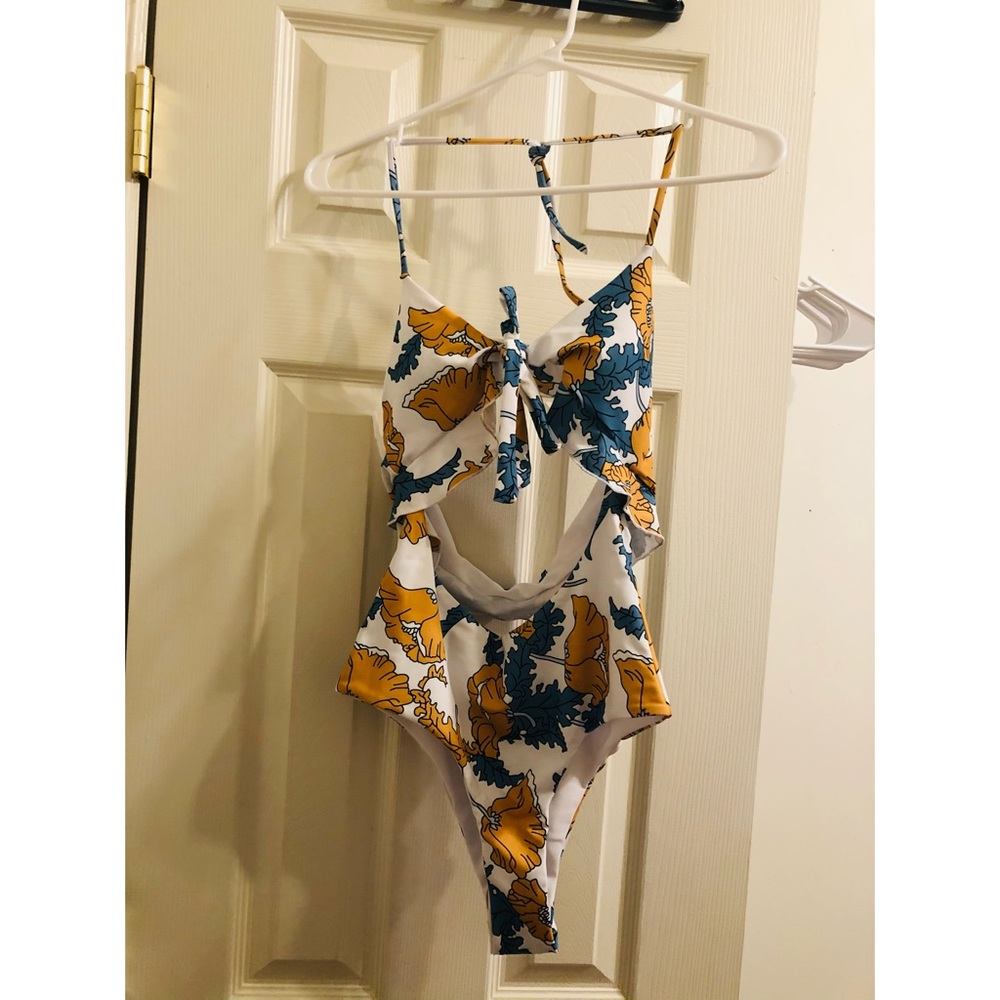One piece swimsuit